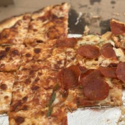 Keneally’s Irish Pub - Half cheese , half pepperoni and green peppers