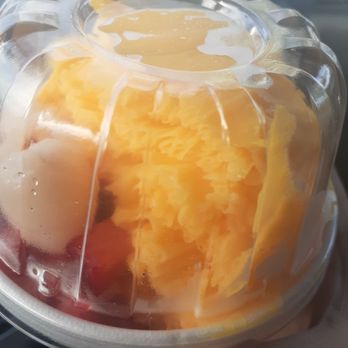 Snowdaes - My very expensive smoothie with mango topping unimpressive - Desserts Near Me - Lowell, Massachusetts