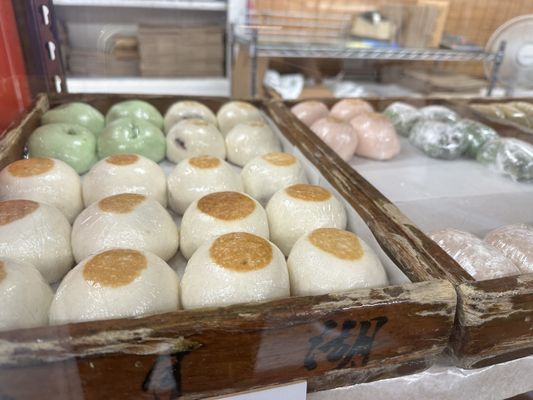Kogetsu-Do Confectionery by null