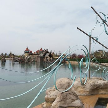  MagicLand - Castello sul lago - Amusement Parks Near Me - Valmontone, RM