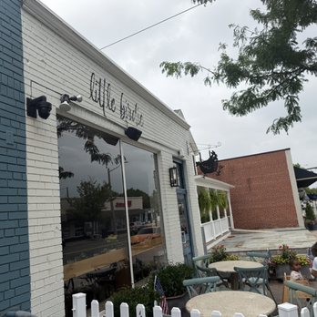 Little Birdie - Outside seating - Chicken Shop Near Me - Alexandria, Virginia Little Birdie - Outside seating - Chicken Shop Near Me - Alexandria, Virginia