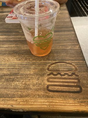 SHAKE SHACK Gaien by null