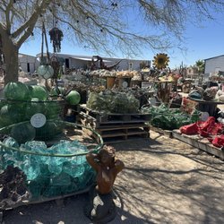 T Rocks - Huge gems and stones!