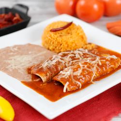 Los Dos Gallos Mexican Restaurant - COMBINATION