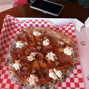 Civerinos - Pizza Near Me - Edinburgh, MLN
