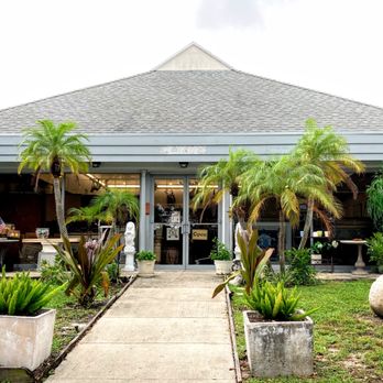 Chuckles Favorite Things - Antiques Near Me - Hobe Sound, Florida