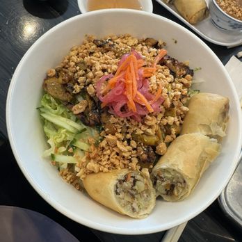Cambodian Noodle King - #104? - Vermicelli, grilled pork and fried spring roll - Cambodian Near Me - Newmarket, Ontario Cambodian Noodle King - #104? - Vermicelli, grilled pork and fried spring roll - Cambodian Near Me - Newmarket, Ontario