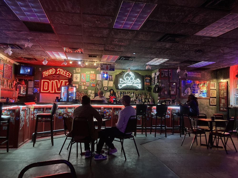 Social spots from Third Street Dive