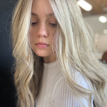 Jes Trejo Blonding and Extensions - Hair Stylists Near Me Jes Trejo Blonding and Extensions - Hair Stylists Near Me