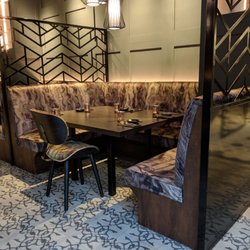 Yum Sa - Cute dining area