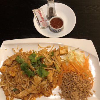 Mai Thai - Pad Thai w/chicken & xtra peanuts - Thai Near Me - Benicia, California Mai Thai - Pad Thai w/chicken & xtra peanuts - Thai Near Me - Benicia, California