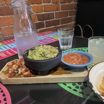 Tacos & Beer - Guacamole - Tacos Near Me - Everett, Washington Tacos & Beer - Guacamole - Tacos Near Me - Everett, Washington