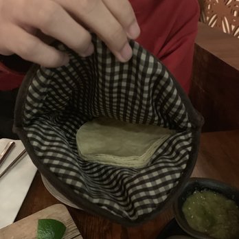 El Santo - Tortilla for the Pollo Al Carbon. 6 pieces. - Mexican Near Me - New Westminster, British Columbia El Santo - Tortilla for the Pollo Al Carbon. 6 pieces. - Mexican Near Me - New Westminster, British Columbia