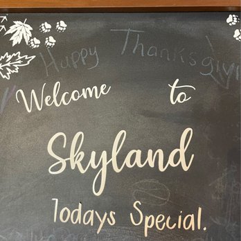 Skyland Dining Room - American Near Me - Luray, Virginia Skyland Dining Room - American Near Me - Luray, Virginia