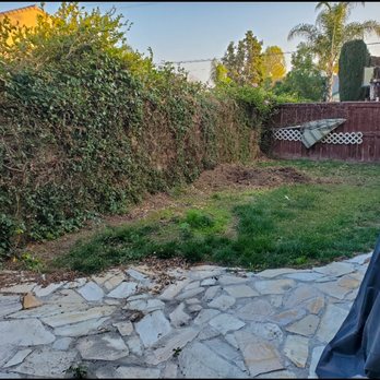 System Pavers - The "before." Yeah, it's ugly. - Masonry/Concrete Near Me - Newbury Park, California System Pavers - The "before." Yeah, it's ugly. - Masonry/Concrete Near Me - Newbury Park, California