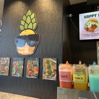 Shootz - Refreshing drinks & grubs 09.24.22 - Hawaiian Near Me - Ontario, California