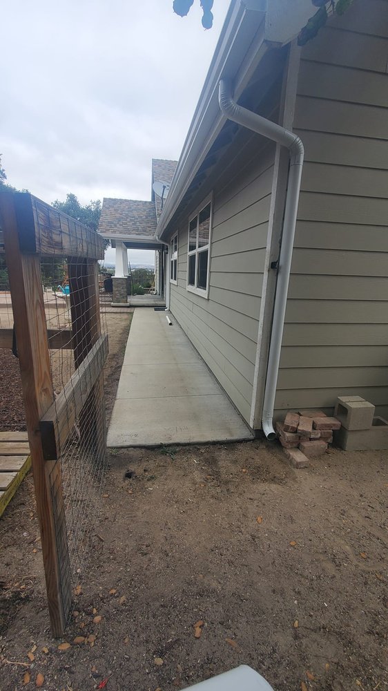 Slide of Echevarria Roofing