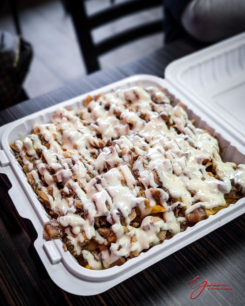 Lazeez Shawarma Logo