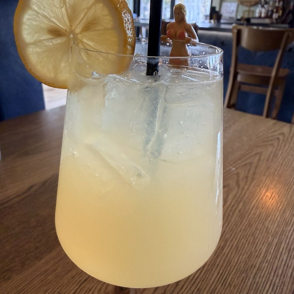 Golden spritz