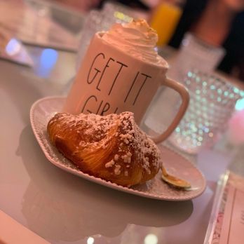 Mrs Coco - 24k gold latte and it comes with a croissant - Cafes Near Me - Henderson, Nevada Mrs Coco - 24k gold latte and it comes with a croissant - Cafes Near Me - Henderson, Nevada