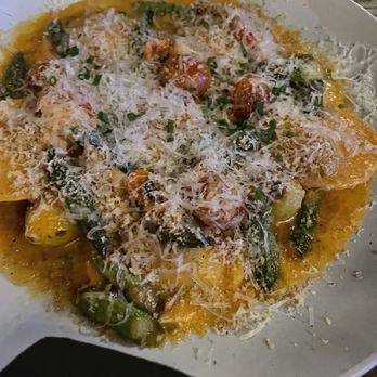 Butcher And Barrel - Lobster ravioli - Bars Near Me - Cincinnati, Ohio