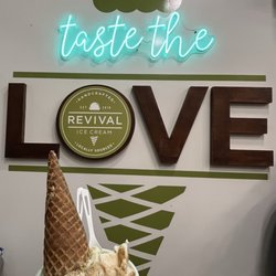 Double scoop of dairy-free Bee's Knees and Apple Pie with gluten-free waffle cone