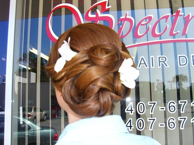 Spectrum Hair Design Logo