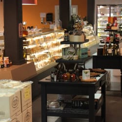 Les Amis Du Fromage - Store interior