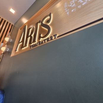 Ari's Thai Eatery - Thai Near Me - Azusa, California