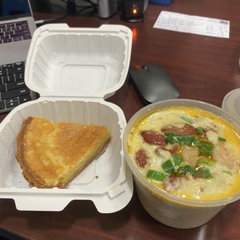 Les Sisters' Southern Kitchen - Shrimp and grits with a piece of buttermilk pie - Cajun/Creole Near Me - Winnetka, California