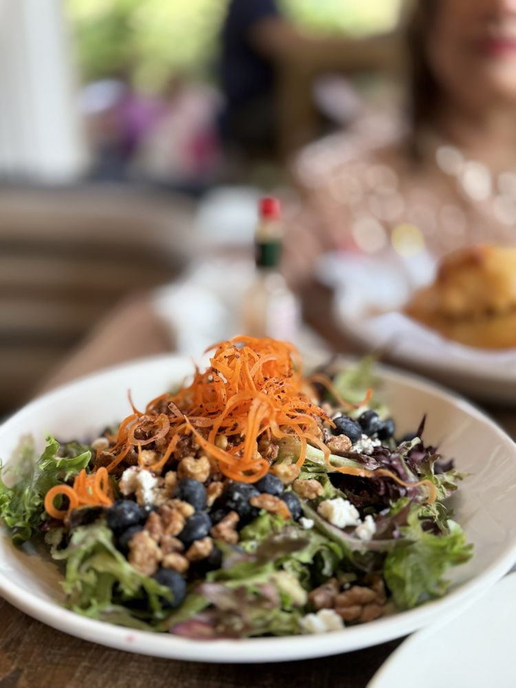 Stanley's Bar & Grill