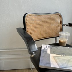 Your Friends Apartment - Furniture & coffee table books
