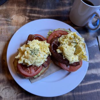 Nate's Garden Grill - Avo toast with scrabbled eggs and bacon. - American Near Me - San Diego, California