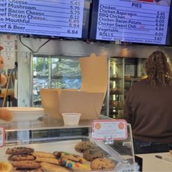 Australian Pie Company - Tasty range of pies and sausage rolls