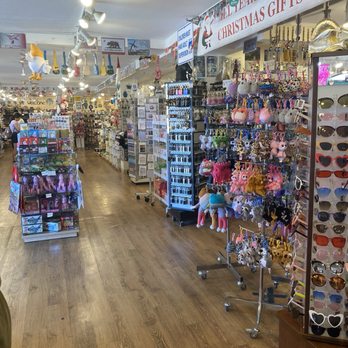 Esko Esko Gifts And Apparel - Women's Clothing Near Me - Solvang, California