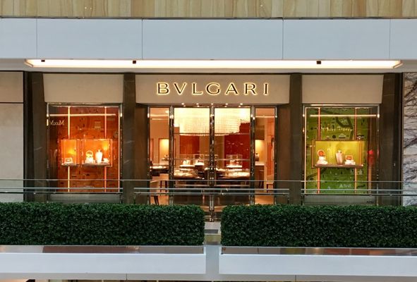 BVLGARI by null