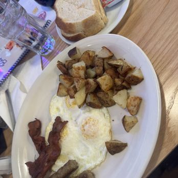 Sunset Grill - Three Eggs (All-Day Breakfast) - Breakfast & Brunch Near Me - Las Vegas, Nevada Sunset Grill - Three Eggs (All-Day Breakfast) - Breakfast & Brunch Near Me - Las Vegas, Nevada