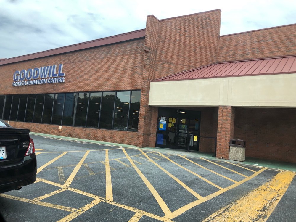 GOODWILL THRIFT STORE & DONATION CENTER - Updated June 2024 - 4400 Hugh ...