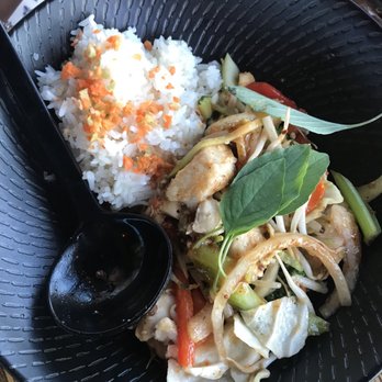 Sésame - a plate of food with rice and vegetables - Brasseries Near Me - Quebec City, Quebec Sésame - a plate of food with rice and vegetables - Brasseries Near Me - Quebec City, Quebec