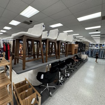 Ross Dress for Less - Women's Clothing Near Me - Cedar Park, Texas Ross Dress for Less - Women's Clothing Near Me - Cedar Park, Texas