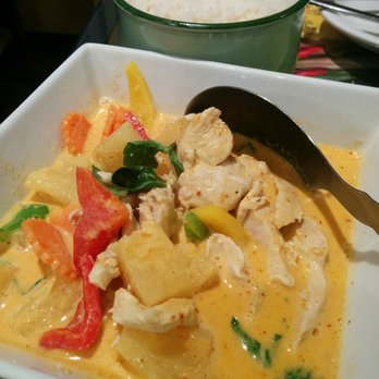 White Elephant Thai Cuisine - Red curry with pineapple (not sure why it came out yellow) - Thai Near Me - Calgary, Alberta White Elephant Thai Cuisine - Red curry with pineapple (not sure why it came out yellow) - Thai Near Me - Calgary, Alberta