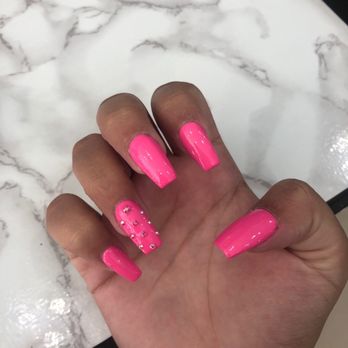 Tropical Leaf - Nail Salons Near Me - Brooklyn, New York Tropical Leaf - Nail Salons Near Me - Brooklyn, New York