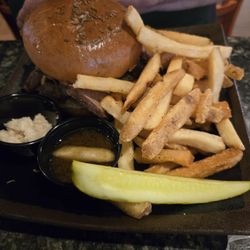Beef on weck