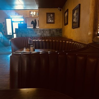 Outpost Cafe - Vibe - American Near Me - Oak Hills, California