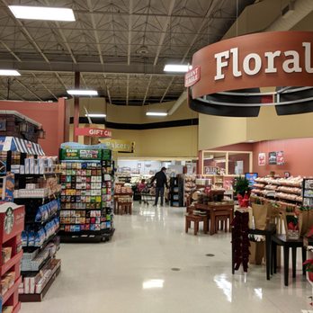 Giant Eagle - Grocery Near Me - Hartville, Ohio
