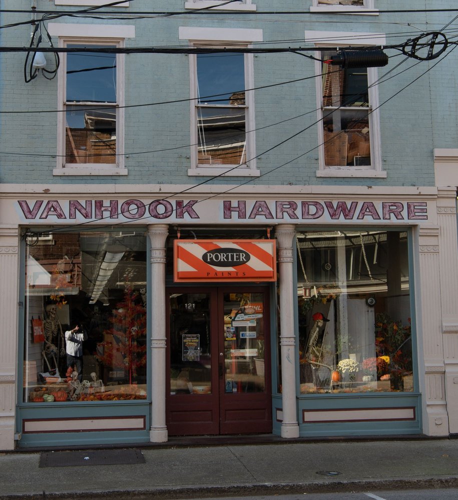 VAN HOOK TRUE VALUE HARDWARE Updated October 2024 121 E Pike St