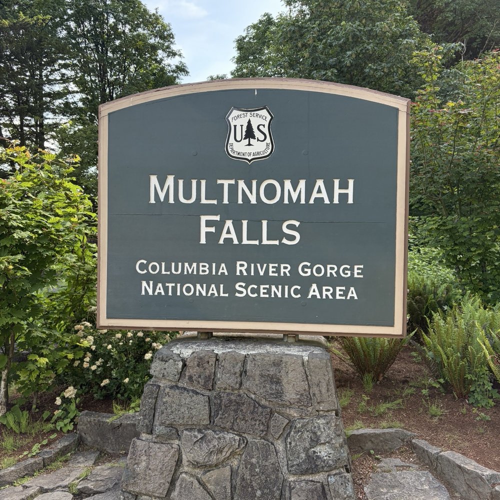 Multnomah Falls - Hiking Near Me - Bridal Veil, Oregon Multnomah Falls - Hiking Near Me - Bridal Veil, Oregon