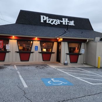 Pizza Hut - the front of the restaurant - Pizza Near Me - Dahlonega, Georgia Pizza Hut - the front of the restaurant - Pizza Near Me - Dahlonega, Georgia