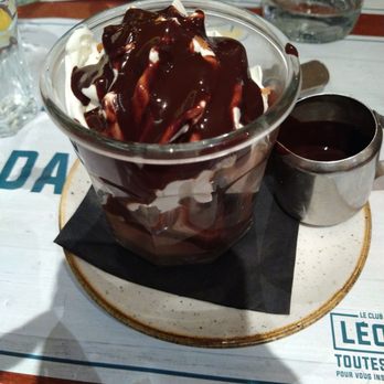 Léon de Bruxelles - Chocolat liégeois, part of the 20 euros combo. - Seafood Near Me - Paris, 75 Léon de Bruxelles - Chocolat liégeois, part of the 20 euros combo. - Seafood Near Me - Paris, 75