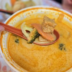 Rice and Noodle - Laksa - only comes in medium spicy and it's genuinely hottt
